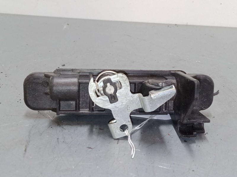 Recambio de maneta exterior porton para mazda 3 (bk) 1.6 (bk14) referencia OEM IAM   