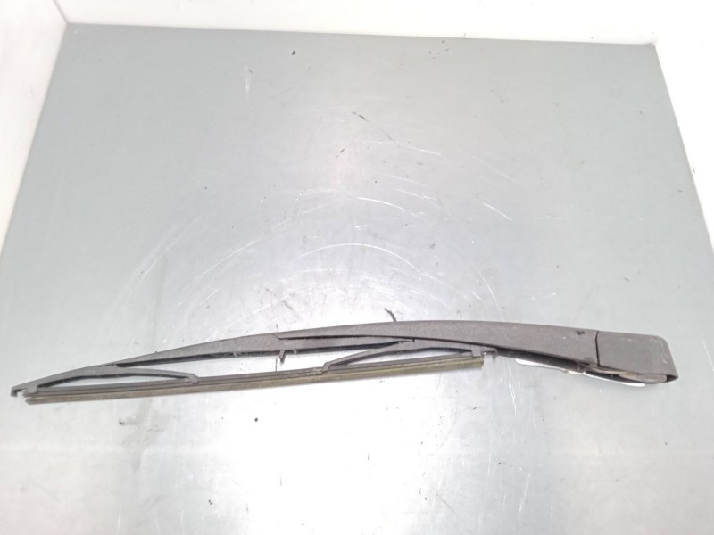 Recambio de brazo limpia trasero para mazda 3 (bk) 1.6 (bk14) referencia OEM IAM   