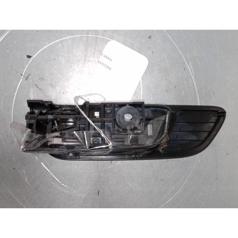Recambio de maneta interior delantera derecha para mazda 3 (bl) 1.6 mz-cd (bl14) referencia OEM IAM   