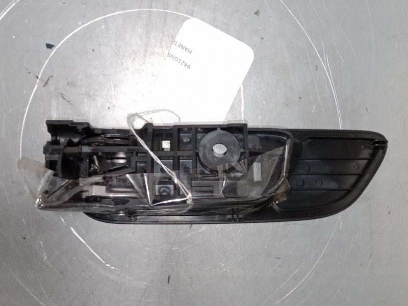 Recambio de maneta interior delantera derecha para mazda 3 (bl) 1.6 mz-cd (bl14) referencia OEM IAM   
