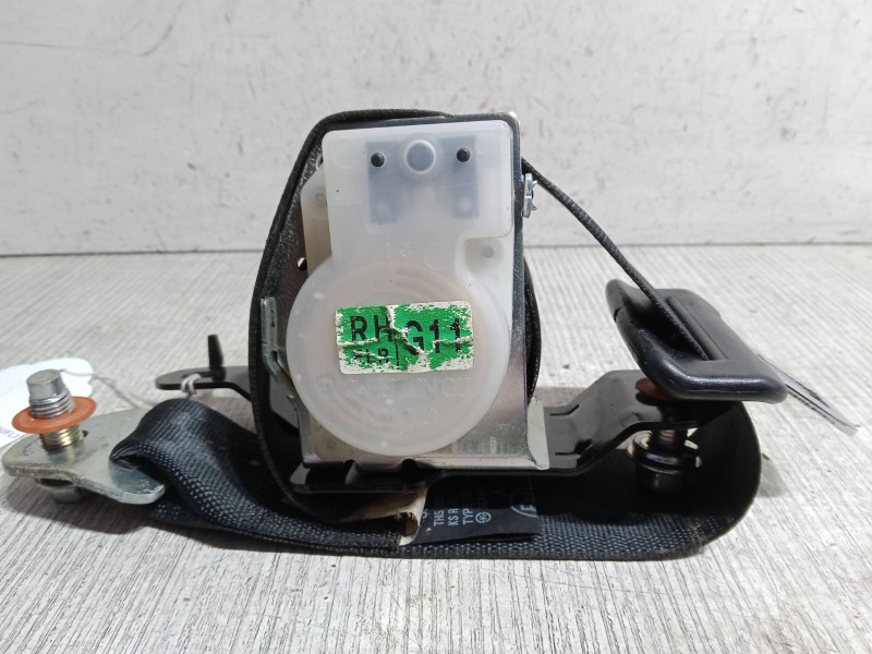 Recambio de cinturon seguridad trasero derecho para hyundai coupe ii (gk) 1.6 16v referencia OEM IAM 041190  