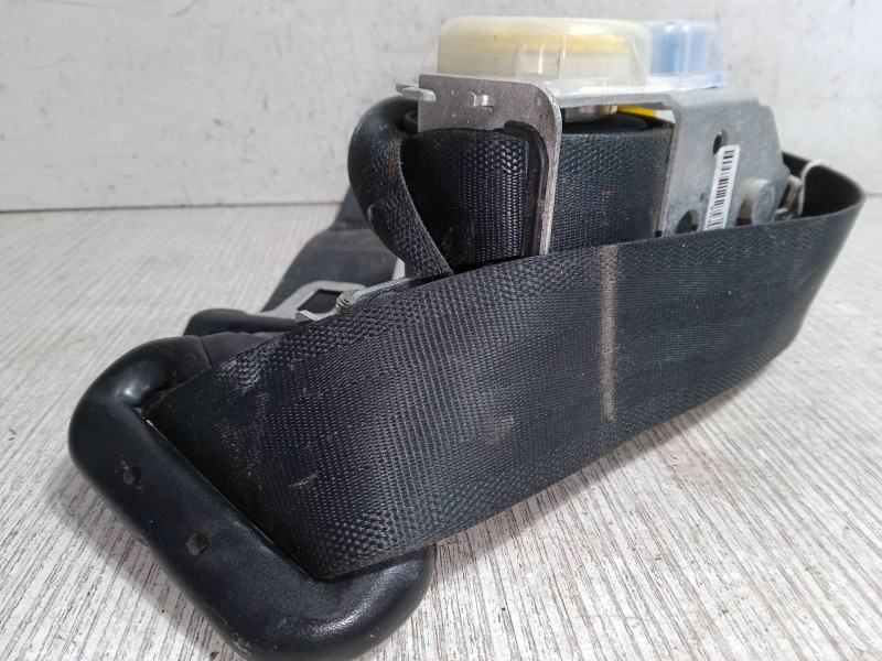 Recambio de cinturon seguridad delantero derecho para hyundai coupe ii (gk) 1.6 16v referencia OEM IAM   
