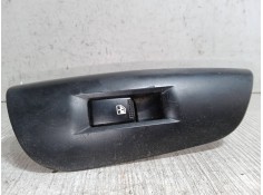 Recambio de mando elevalunas delantero derecho para hyundai coupe ii (gk) 1.6 16v referencia OEM IAM 935752C100  