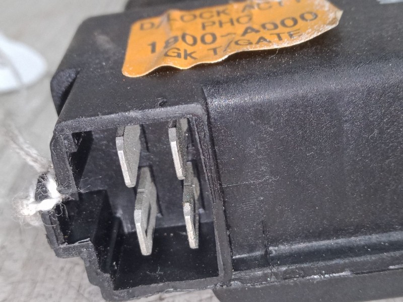Recambio de cerradura maletero / porton para hyundai coupe ii (gk) 1.6 16v referencia OEM IAM 1800A000  