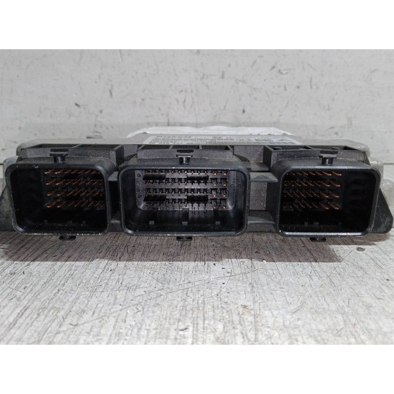Recambio de centralita motor uce para citroën c4 coupé (la_) 1.6 hdi referencia OEM IAM 9664843780  