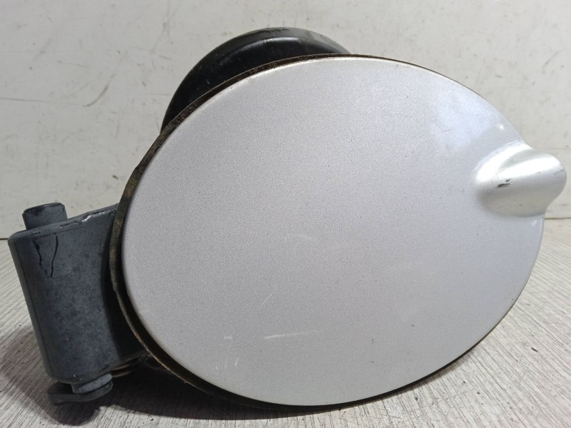 Recambio de tapa exterior combustible para ford kuga i 2.0 tdci referencia OEM IAM 8V41S27936BF  