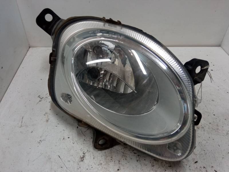 FARO LUZ DIURNA DERECHO 51887654 