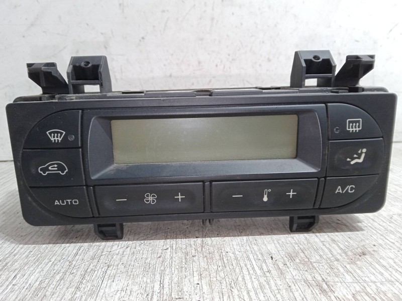 Recambio de mando climatizador para citroën c2 (jm_) 1.4 hdi referencia OEM IAM 96588239  