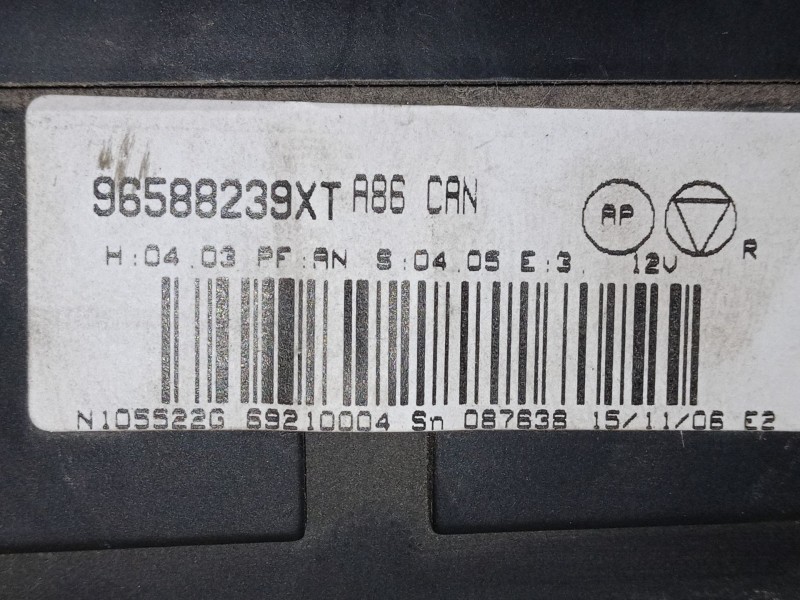 Recambio de mando climatizador para citroën c2 (jm_) 1.4 hdi referencia OEM IAM 96588239  