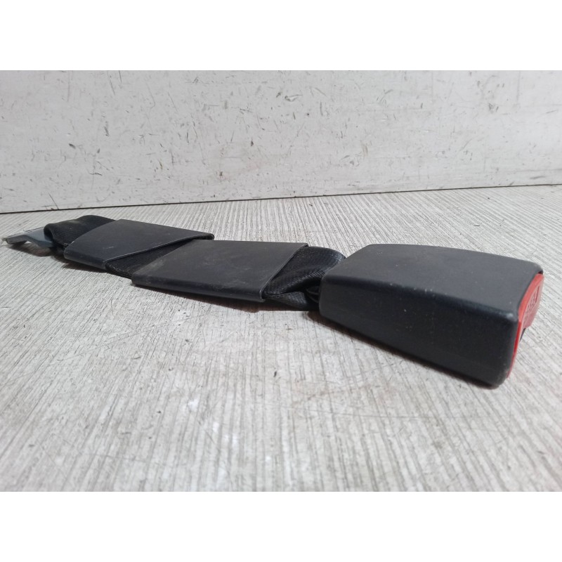 Recambio de anclaje cinturon trasero izquierdo para citroën c3 i (fc_, fn_) 1.4 hdi referencia OEM IAM 96395359XX  