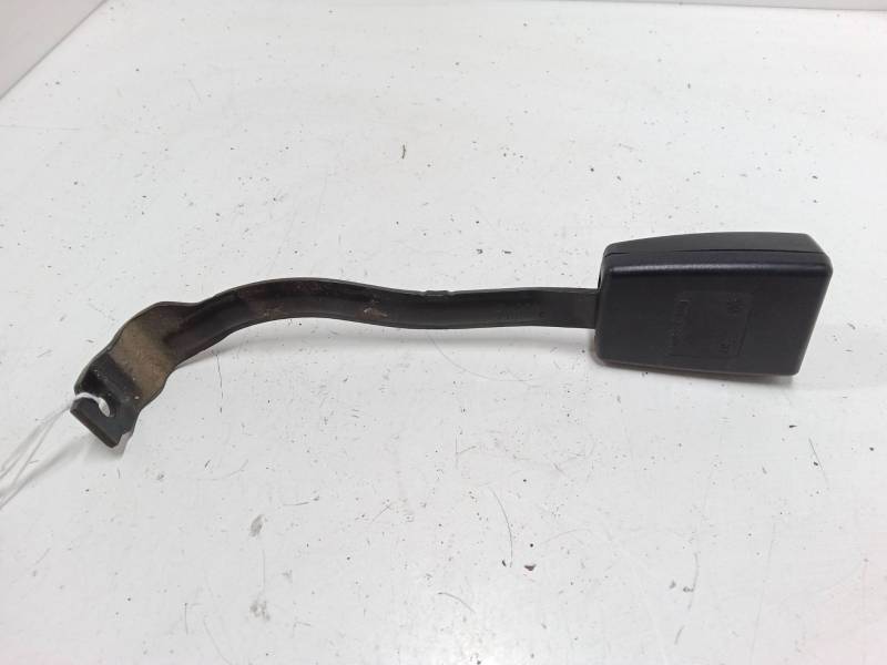 ANCLAJE CINTURON DELANTERO DERECHO 