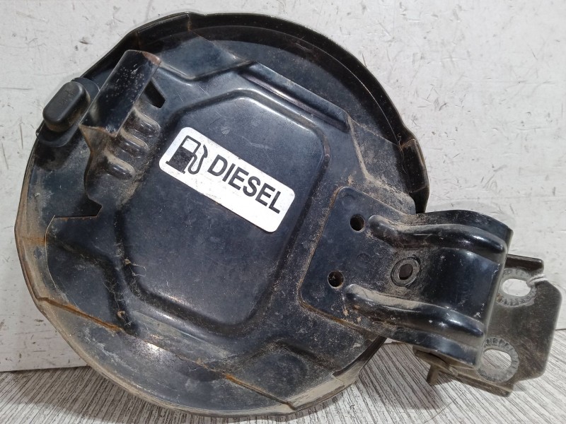 Recambio de tapa exterior combustible para ssangyong rodius i 2.7 xdi referencia OEM IAM    Recambio de tapa exterior combustible para ssangyong rodius i 2.7 xdi referencia OEM IAM