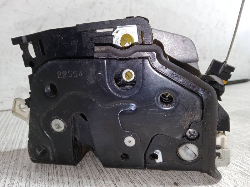 Recambio de cerradura puerta trasera izquierda para seat altea (5p1) 1.2 tsi referencia OEM IAM 5P0839011B  