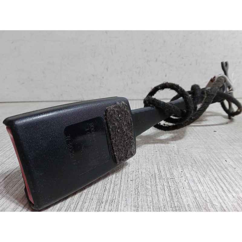 Recambio de anclaje cinturon delantero izquierdo para ford galaxy ii (wa6) 2.2 tdci referencia OEM IAM 605337600E  