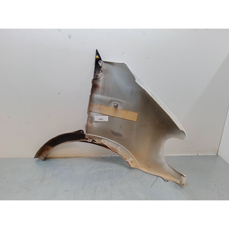 Recambio de aleta delantera izquierda para renault master ii caja/chasis (ed/hd/ud) 2.5 dci 120 referencia OEM IAM   