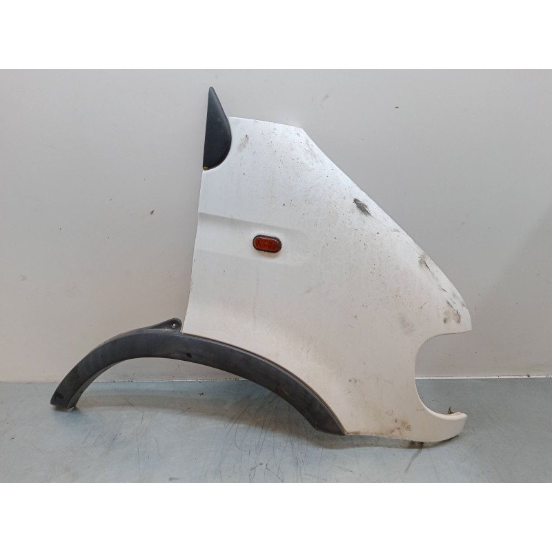 Recambio de aleta delantera derecha para renault master ii caja/chasis (ed/hd/ud) 2.5 dci 120 referencia OEM IAM   