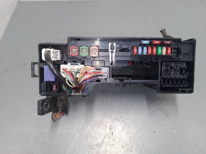 Recambio de caja reles / fusibles para peugeot 107 (pm_, pn_) 1.0 referencia OEM IAM    Recambio de caja reles / fusibles para peugeot 107 (pm_, pn_) 1.0 referencia OEM IAM