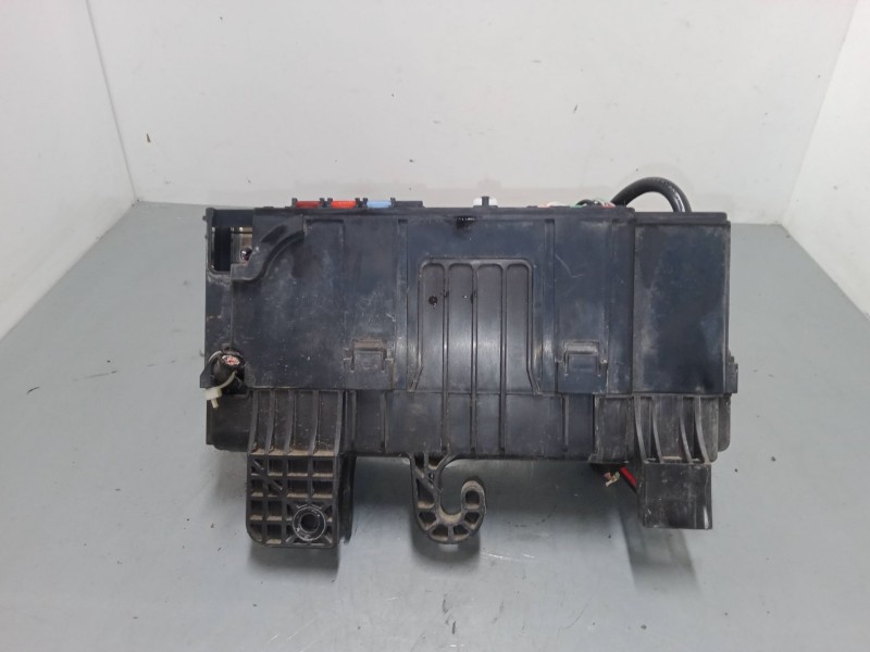 Recambio de caja reles / fusibles para peugeot 107 (pm_, pn_) 1.0 referencia OEM IAM    Recambio de caja reles / fusibles para peugeot 107 (pm_, pn_) 1.0 referencia OEM IAM