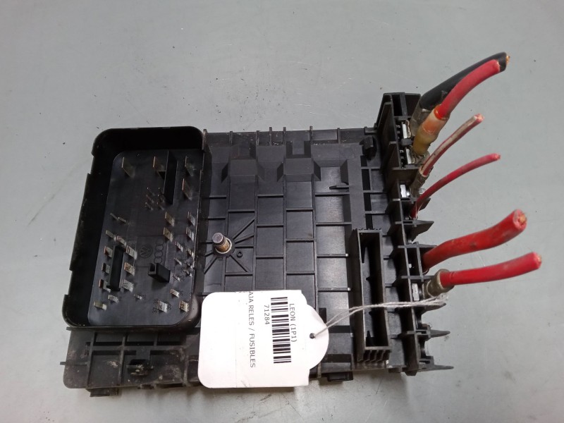 Recambio de caja reles / fusibles para seat leon (1p1) 1.6 referencia OEM IAM 1K0937125A  