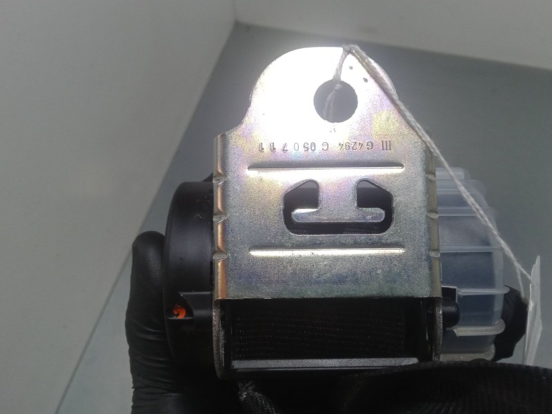 Recambio de cinturon seguridad trasero central para seat leon (1p1) 1.6 referencia OEM IAM 1P0857807BRAA  