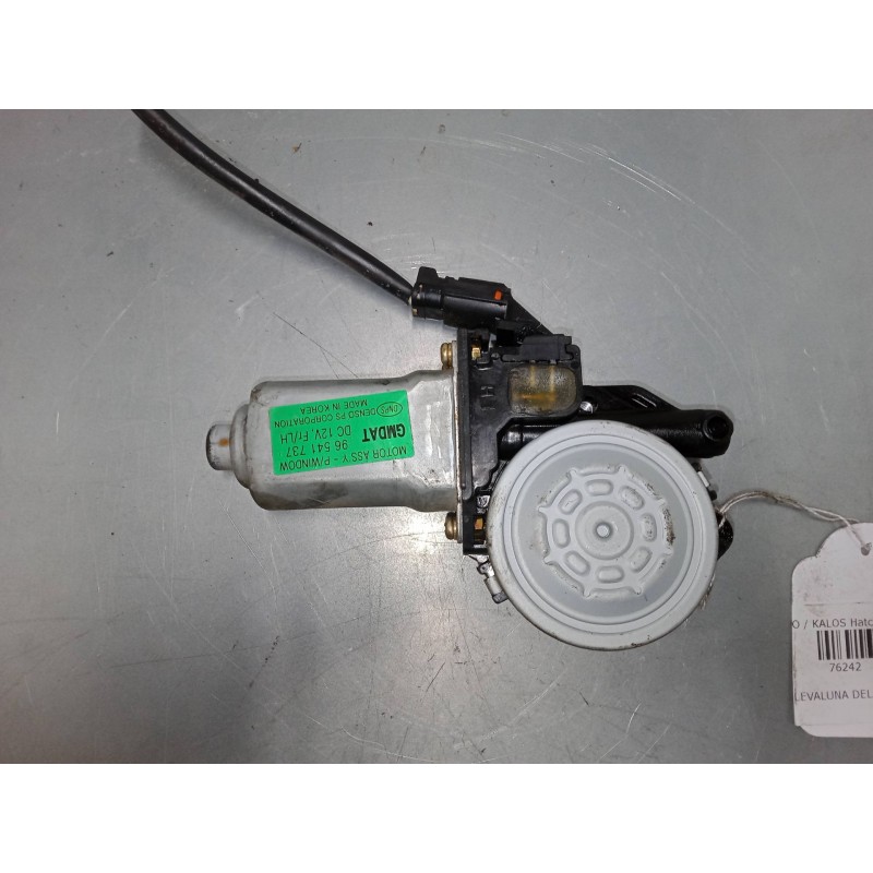 Recambio de motor elevaluna delantero izquierdo para chevrolet aveo / kalos hatchback (t200) 1.4 16v referencia OEM IAM 96541737