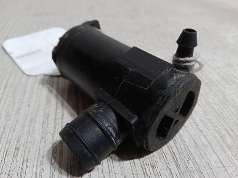 Recambio de bomba limpiaparabrisas para ssangyong rodius i 2.7 xdi referencia OEM IAM    Recambio de bomba limpiaparabrisas para ssangyong rodius i 2.7 xdi referencia OEM IAM