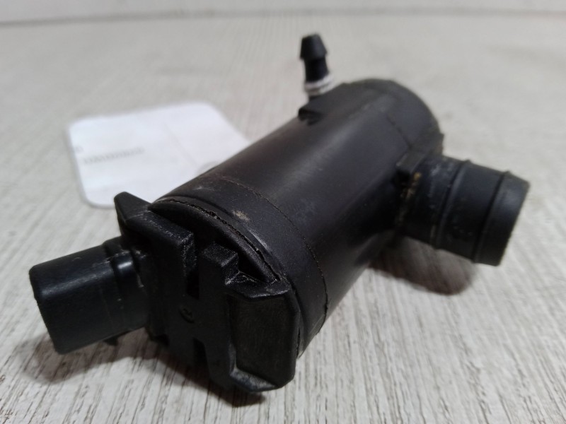 Recambio de bomba limpiaparabrisas para ssangyong rodius i 2.7 xdi referencia OEM IAM    Recambio de bomba limpiaparabrisas para ssangyong rodius i 2.7 xdi referencia OEM IAM