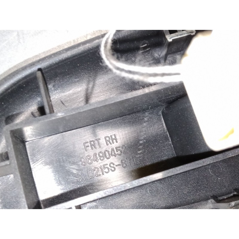 Recambio de mando elevalunas delantero derecho para chevrolet aveo / kalos hatchback (t200) 1.4 16v referencia OEM IAM SLD215S67 Recambio de mando elevalunas delantero derecho para chevrolet aveo / kalos hatchback (t200) 1.4 16v referencia OEM IAM SLD215S67