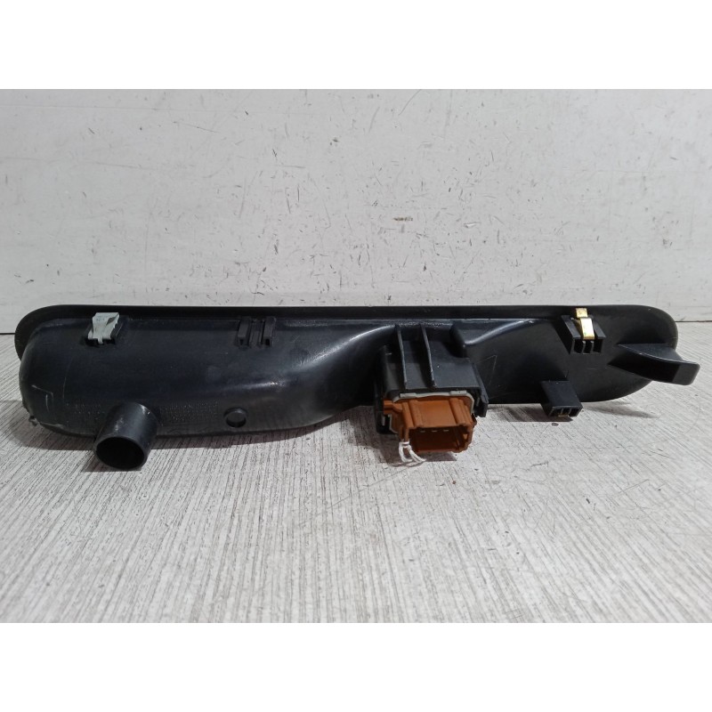 Recambio de mando elevalunas delantero derecho para renault espace iv (jk0/1_) 2.2 dci (jk0h) referencia OEM IAM 00012127  