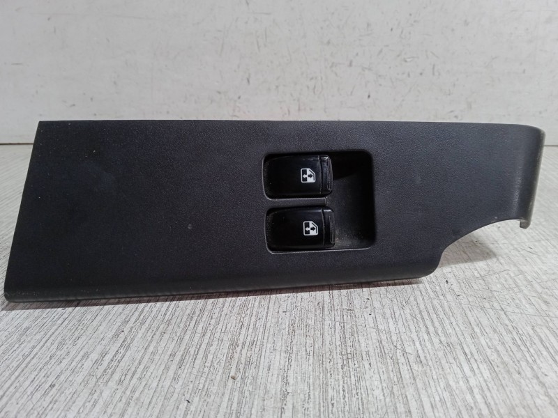 Recambio de mando elevalunas delantero izquierdo para chevrolet aveo / kalos sedán (t250, t255) 1.4 referencia OEM IAM   
