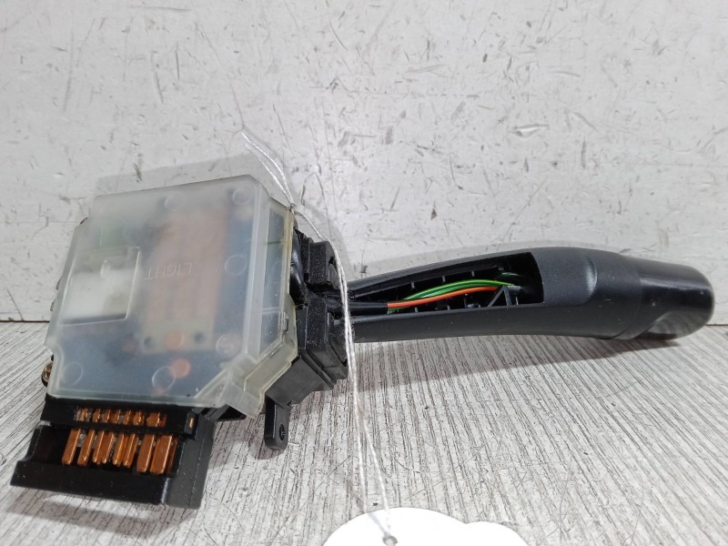 Recambio de mando de intermitencia para ssangyong rodius i 2.7 xdi referencia OEM IAM    Recambio de mando de intermitencia para ssangyong rodius i 2.7 xdi referencia OEM IAM