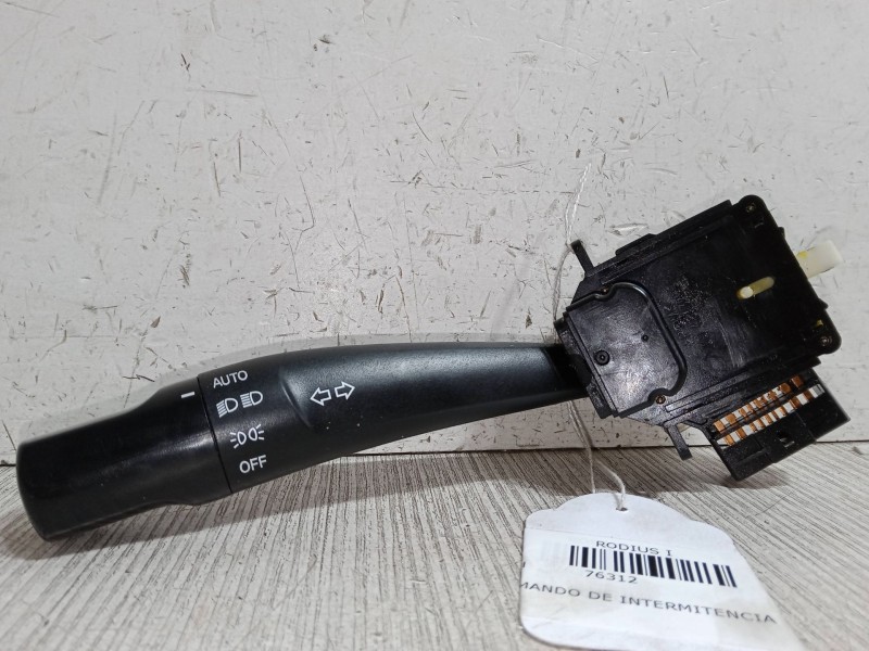 Recambio de mando de intermitencia para ssangyong rodius i 2.7 xdi referencia OEM IAM    Recambio de mando de intermitencia para ssangyong rodius i 2.7 xdi referencia OEM IAM