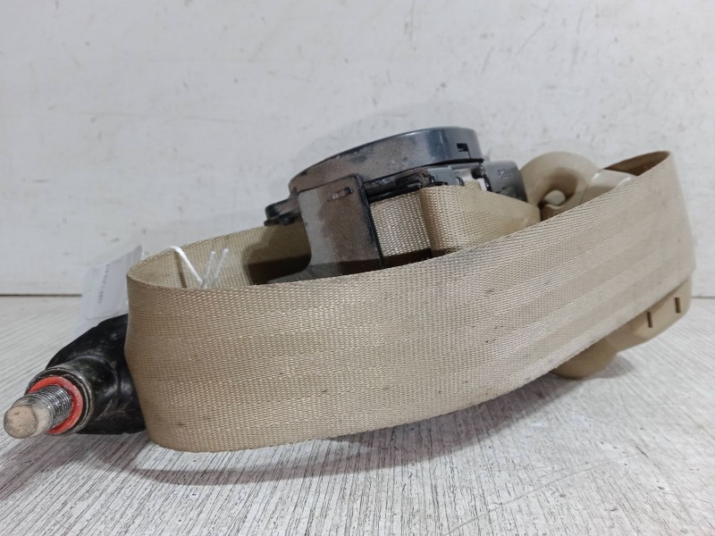 Recambio de cinturon seguridad tercera fila derecho para ssangyong rodius i 2.7 xdi referencia OEM IAM    Recambio de cinturon seguridad tercera fila derecho para ssangyong rodius i 2.7 xdi referencia OEM IAM