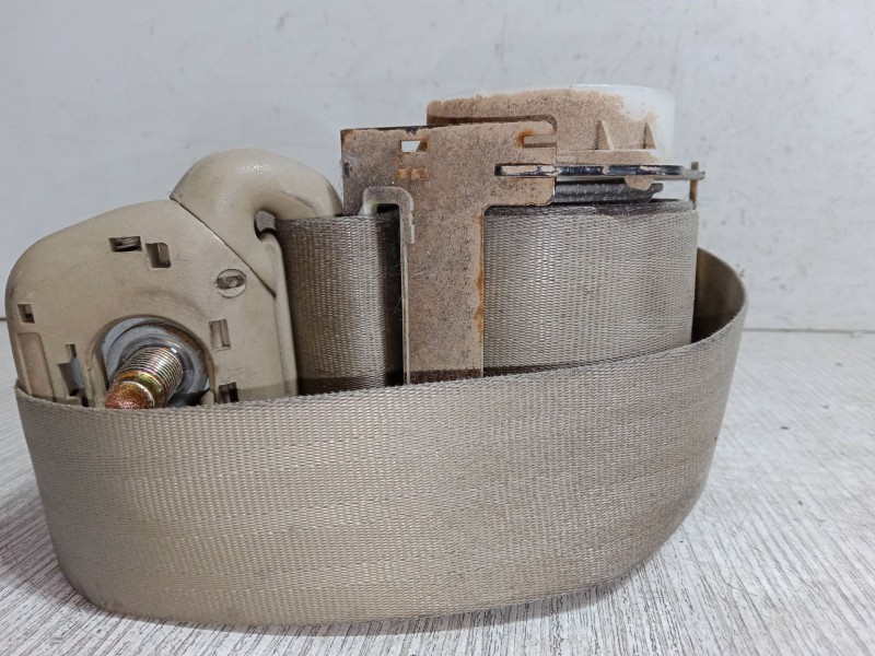 Recambio de cinturon seguridad delantero izquierdo para ssangyong rodius i 2.7 xdi referencia OEM IAM    Recambio de cinturon seguridad delantero izquierdo para ssangyong rodius i 2.7 xdi referencia OEM IAM