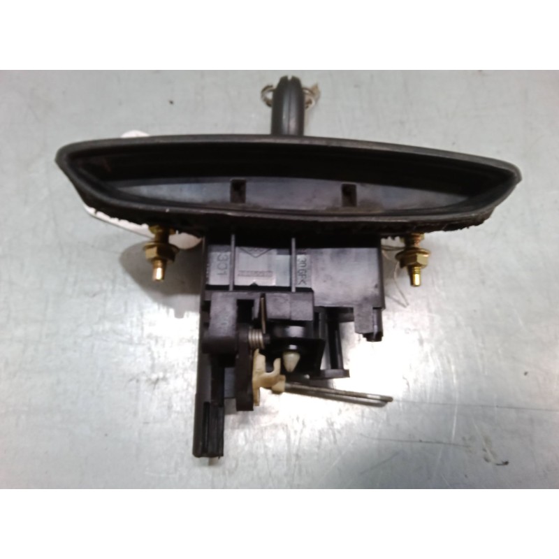Recambio de maneta exterior porton para renault megane scénic (ja0/1_) 1.9 d (ja0j) referencia OEM IAM    Recambio de maneta exterior porton para renault megane scénic (ja0/1_) 1.9 d (ja0j) referencia OEM IAM