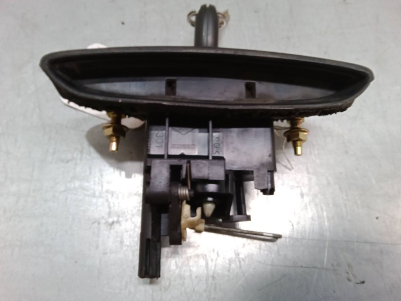 Recambio de maneta exterior porton para renault megane scénic (ja0/1_) 1.9 d (ja0j) referencia OEM IAM    Recambio de maneta exterior porton para renault megane scénic (ja0/1_) 1.9 d (ja0j) referencia OEM IAM