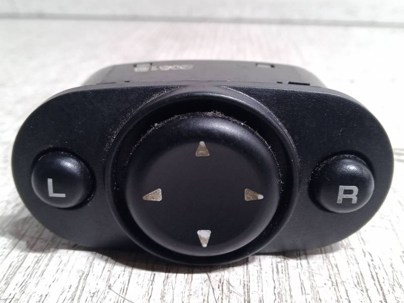 MANDO RETROVISOR 
