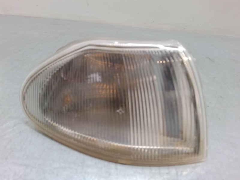 Recambio de intermitente delantero derecho para opel astra f sedán (t92) 1.4 si (f19, m19) referencia OEM IAM    Recambio de intermitente delantero derecho para opel astra f sedán (t92) 1.4 si (f19, m19) referencia OEM IAM