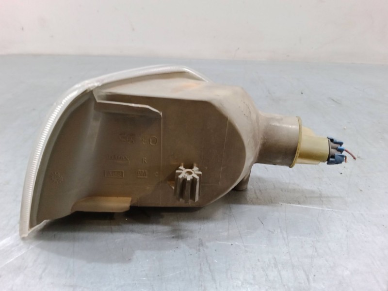 Recambio de intermitente delantero derecho para opel astra f sedán (t92) 1.4 si (f19, m19) referencia OEM IAM    Recambio de intermitente delantero derecho para opel astra f sedán (t92) 1.4 si (f19, m19) referencia OEM IAM