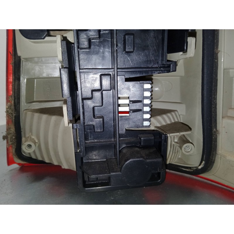 Recambio de piloto trasero izquierdo para opel astra f sedán (t92) 1.4 si (f19, m19) referencia OEM IAM   