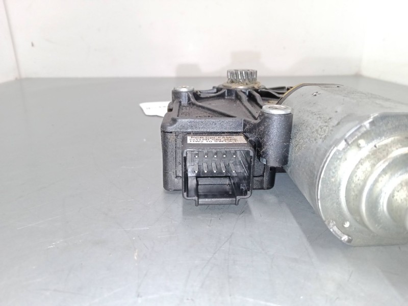 Recambio de motor techo solar para renault scénic ii (jm0/1_) 2.0 (jm05, jm0u, jm1n, jm1u, jm2v) referencia OEM IAM FR01600350A  Recambio de motor techo solar para renault scénic ii (jm0/1_) 2.0 (jm05, jm0u, jm1n, jm1u, jm2v) referencia OEM IAM FR01600350A