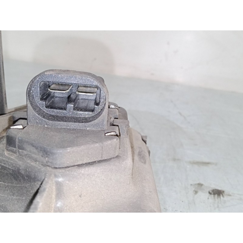 Recambio de electroventilador para renault scénic ii (jm0/1_) 2.0 (jm05, jm0u, jm1n, jm1u, jm2v) referencia OEM IAM 8200151465  