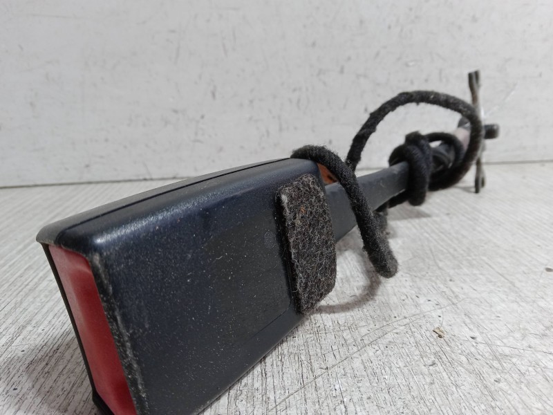 Recambio de anclaje cinturon delantero derecho para ford galaxy ii (wa6) 2.2 tdci referencia OEM IAM   