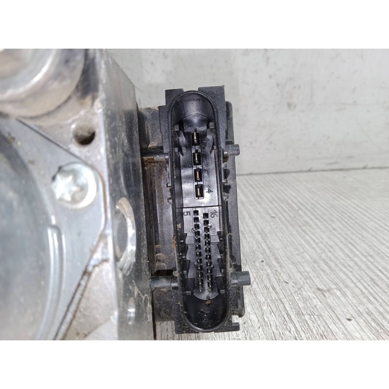 Recambio de abs para renault clio iii (br0/1, cr0/1) 1.5 dci referencia OEM IAM 8200747140  0265232077