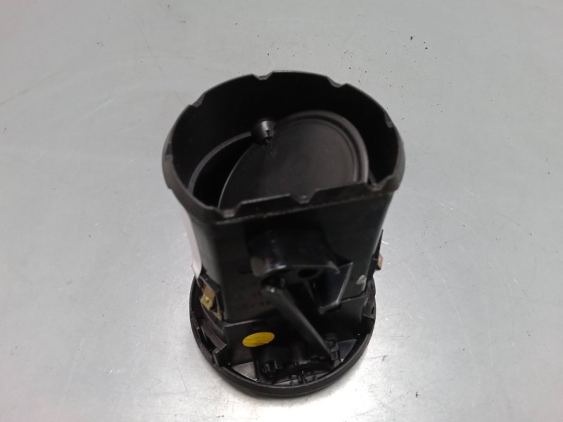 Recambio de aireador lateral derecho para seat leon (1p1) 1.6 referencia OEM IAM 1P0819203VXB  