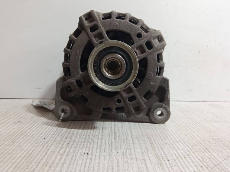 ALTERNADOR 231005079R 