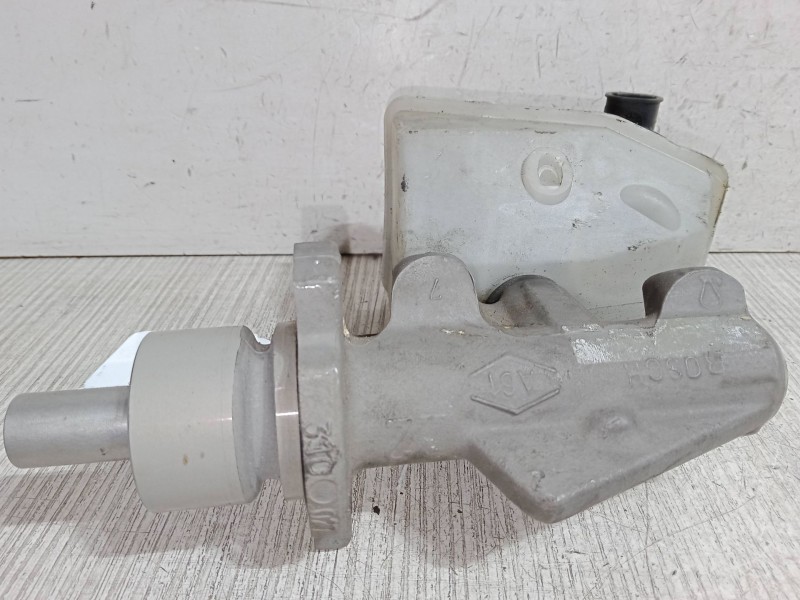 Recambio de bomba freno para renault kangoo (kc0/1_) 1.5 dci (kc08, kc09) referencia OEM IAM   
