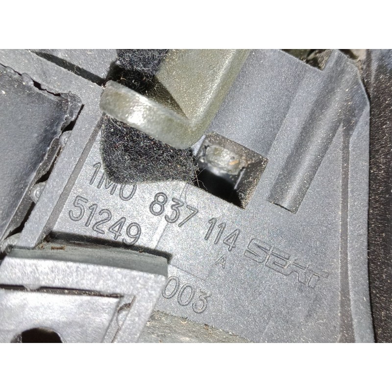 Recambio de maneta interior puerta trasera derecha para seat leon (1m1) 1.6 16 v referencia OEM IAM 1M0837114  