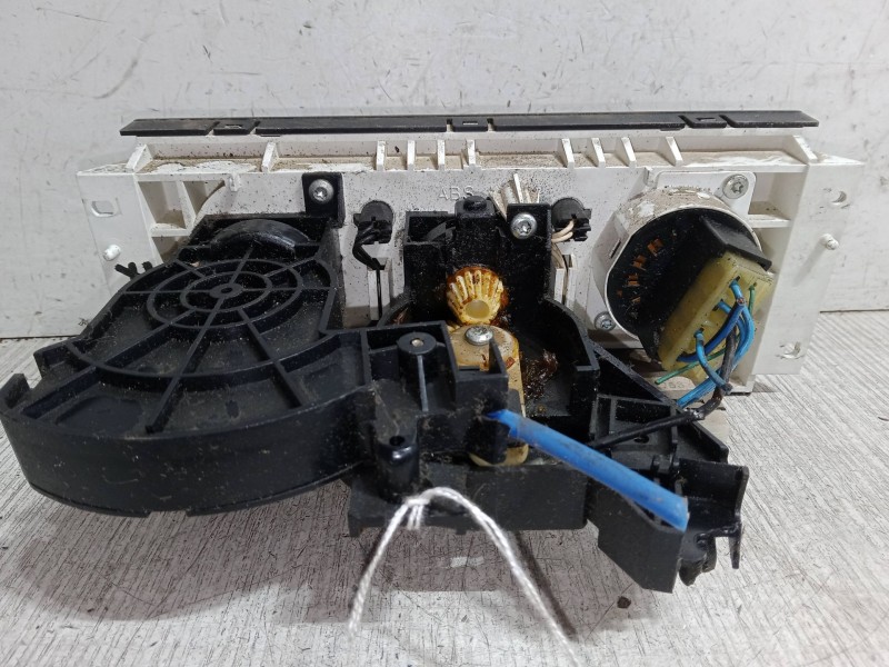 Recambio de mando calefaccion / a/a para rover 400 ii hatchback (rt) 416 si referencia OEM IAM   