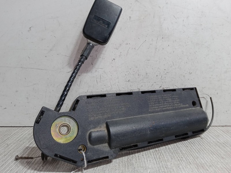 Recambio de anclaje cinturon delantero derecho para ford escort v descapotable (all) 1.4 i referencia OEM IAM   